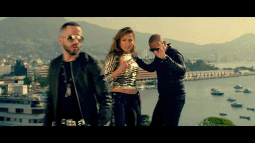  Jennifer Lopez in 'Follow The Leader' muziek video