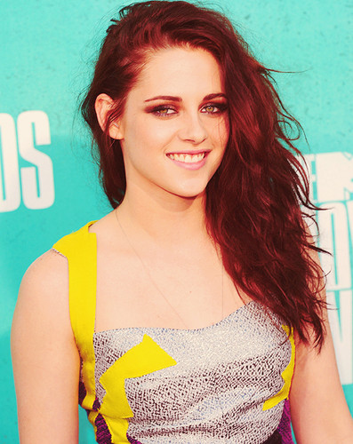 Kristen Stewart - MTV Movie Awards 2012