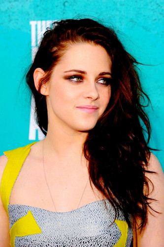  Kristen at the एमटीवी Movie Awards 2012