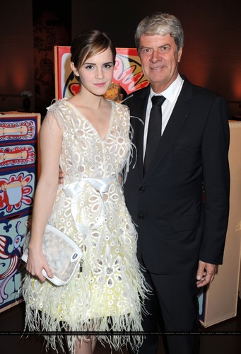  Louis Vuitton's abendessen and Art Talk in Honour of Grayson Perry (18.10.2011) (HQ)