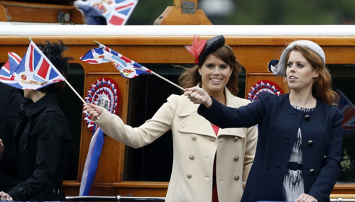 Princess Beatrice and Euginie at the Jubilee river pageant