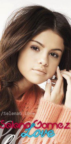  Selena Gomez Cute <3