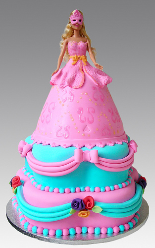 barbie dreamtopia cake