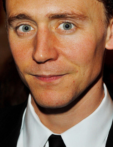 tom-hiddleston