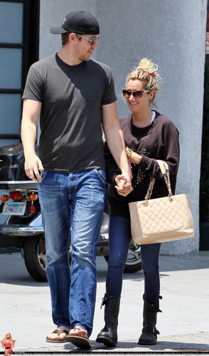  Ashley - Out for lunch with Scott in Studio City - June 14, 2012