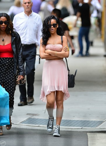 Out & About In New York [11 June 2012]