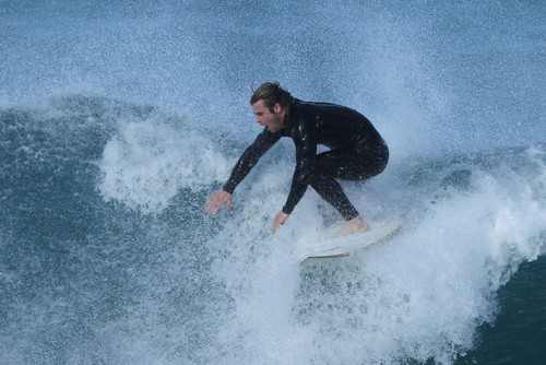  surfing in Sydney