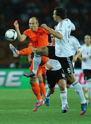 A. Robben (Holland)
