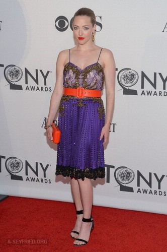  Amanda at the 66th Annual Tony Awards 表示する - Red carpet {10/06/12}