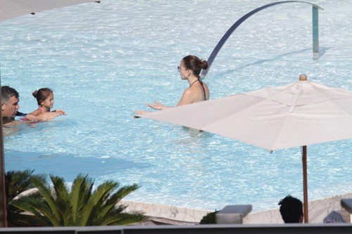  Jennifer Lopez relaxes in Rio