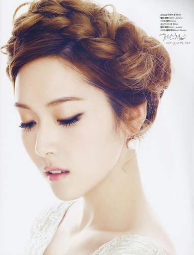 Jessica @ Marie Claire Magazine July Issue