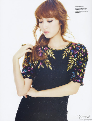  Jessica @ Marie Claire Magazine July Issue