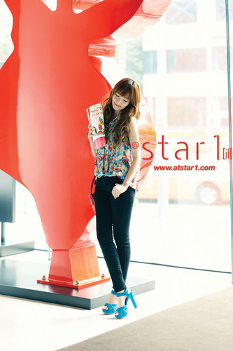  Jessica @ nyota 1 magazine