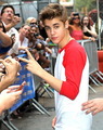 Justin outside the Late Show - justin-bieber photo