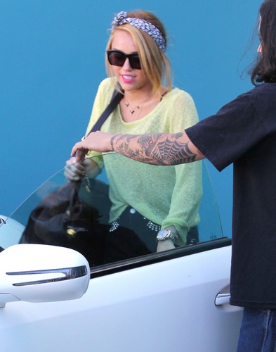  Leaving Winsor Pilates in West Hollywood [25th June]