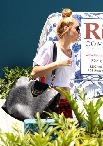 Leaving her pilates class in West Hollywood [23rd June]