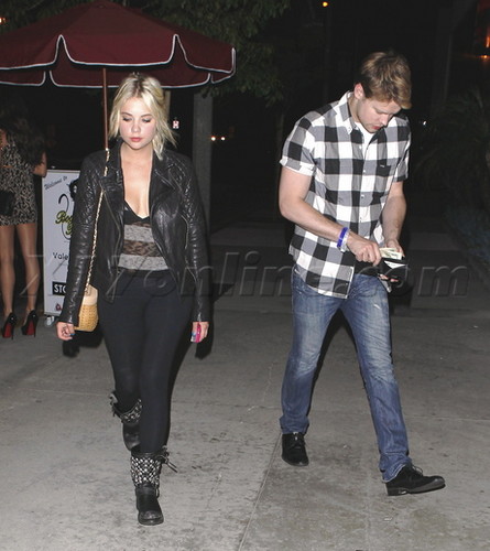 More pictures of Chord & friends leaving Chateaux Marmont, June 26th 2012