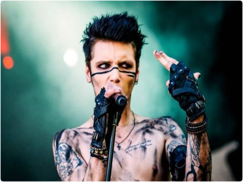 ★ Andy ☆ 