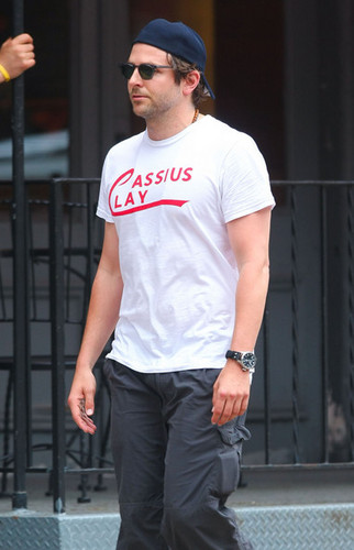  Bradley Cooper Spotted Out And About In New York City