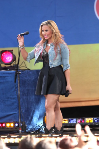 Demi - 'Good Morning America' Summer Concert Series - July 06, 2012