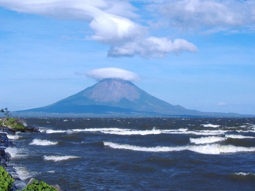  Mombacho vulcano landscape