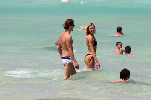 Sighting In Miami [2 July 2012]