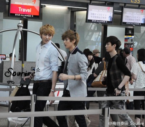  120710 EXO-M Kris, Lay and ЛуХан The Airport to Beijing