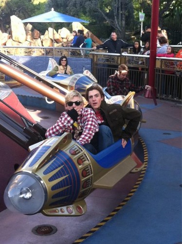  Austin Ally cast And Friends at Disney land