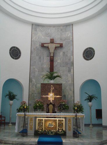  Catholic Church Altar