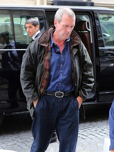  Hugh laurie in Paris 10.07.2012