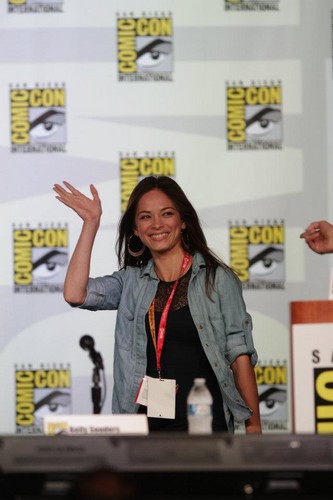  Kristin at Comic Con 2012 (Day 1)