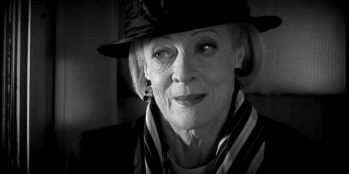 My-House-In-Umbria-maggie-smith-31488020-500-250.gif
