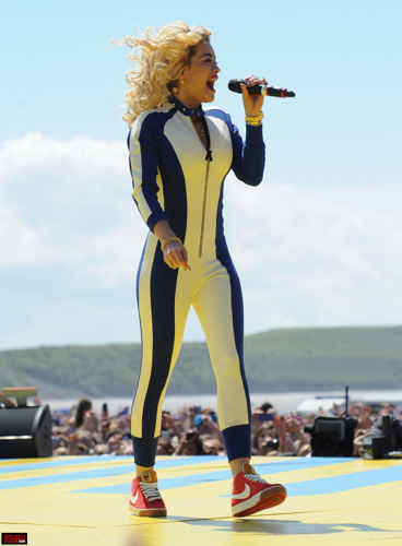 Rita Ora - T4 On The Beach - July 01, 2012