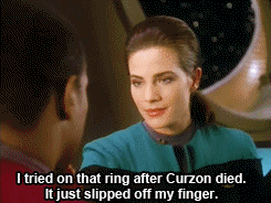  estrela Trek - Deep o espaço Nine