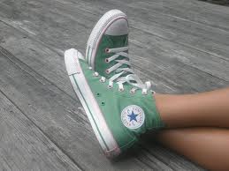  green Converse <3