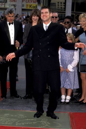  Jim Carrey Hand and Footprints Ceremony