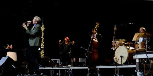  Hugh Laurie en コンサート aux Francos de Spa 19.07.2012