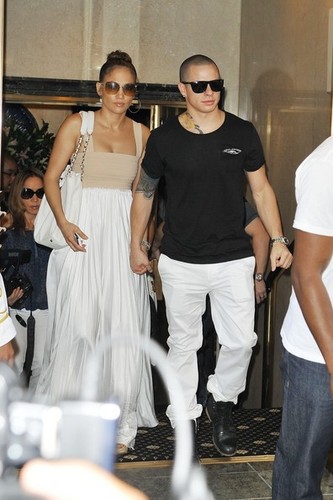  J.Lo Celebrates Her Birthday [July 24, 2012]