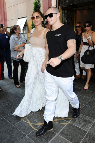  J.Lo Celebrates Her Birthday [July 24, 2012]