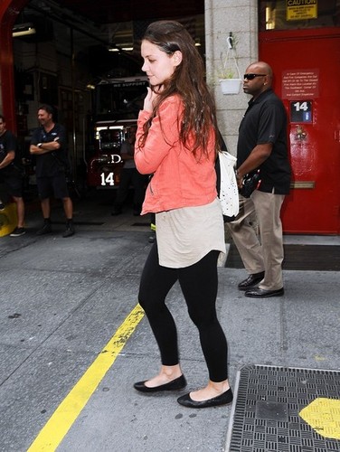 Katie Holmes Heads to Spin Class [July 18, 2012]