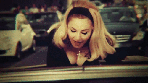  Madonna in 'Turn Up The Radio' Musik video