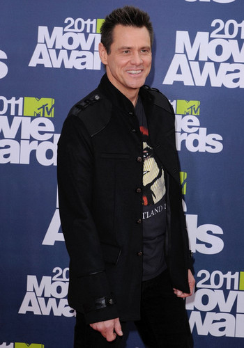 2011 MTV Movie Awards - Arrivals