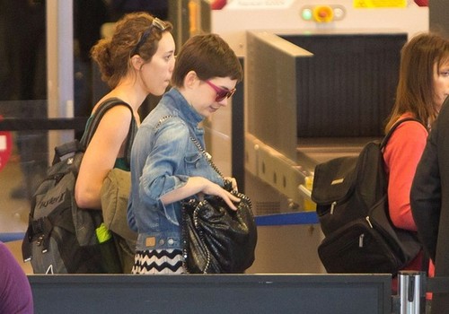 Anne Hathaway Heads to the Airport [July 31, 2012]
