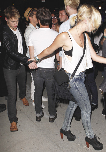  Chord and Những người bạn leave Bootsy Bellows, July 28th 2012