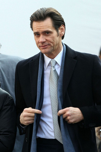  Jim Carrey On Set Of "Mr. Popper's Penguins"