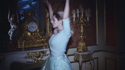 Marina & The Diamonds - Primadonna [Music Video Caps]
