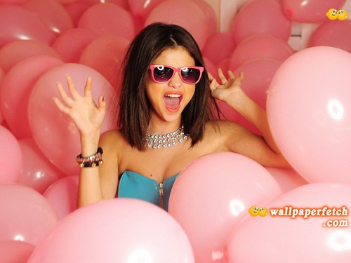 Selly!>333