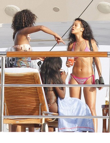 Wearing A Bikini On A Yacht In France [27 July 2012]