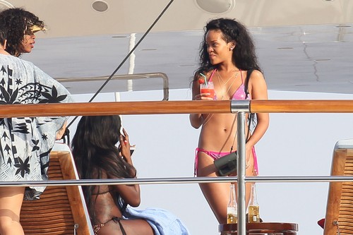 Wearing A Bikini On A Yacht In France [27 July 2012]