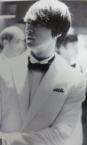 B2ST 'Midnight Sun" Limited Edition Scans